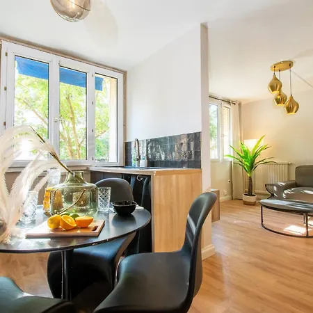 Madison - Check In H24 - Wifi * Villeurbanne